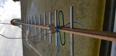 Yagi 20 elements Essai 1a.jpg